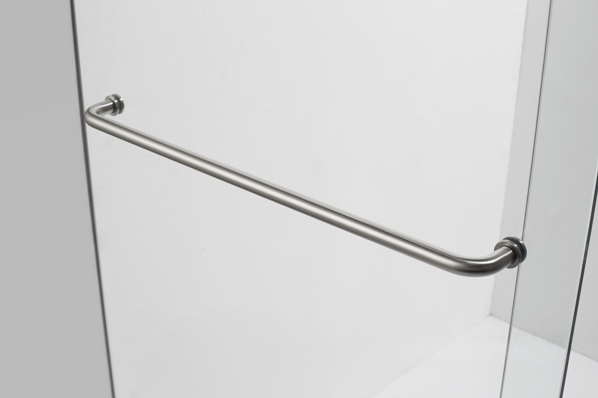 WS10 Series sliding shower door